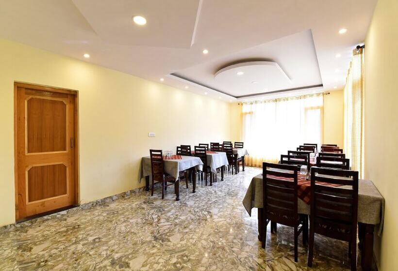 Hotell Himachal Heights