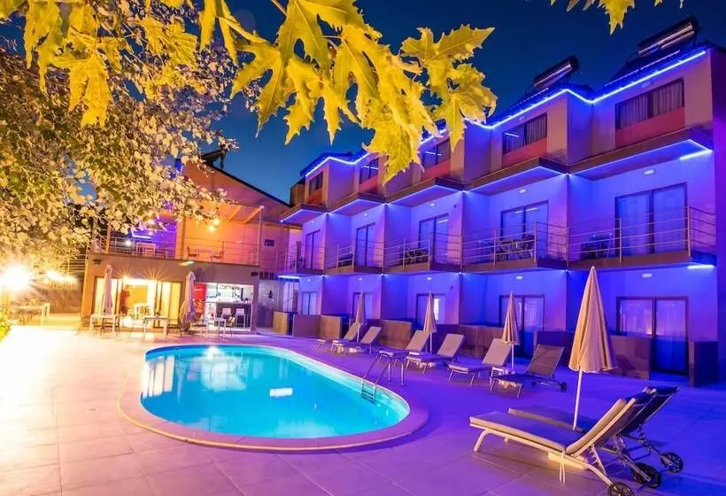 Hotelli Palladium Sithonia