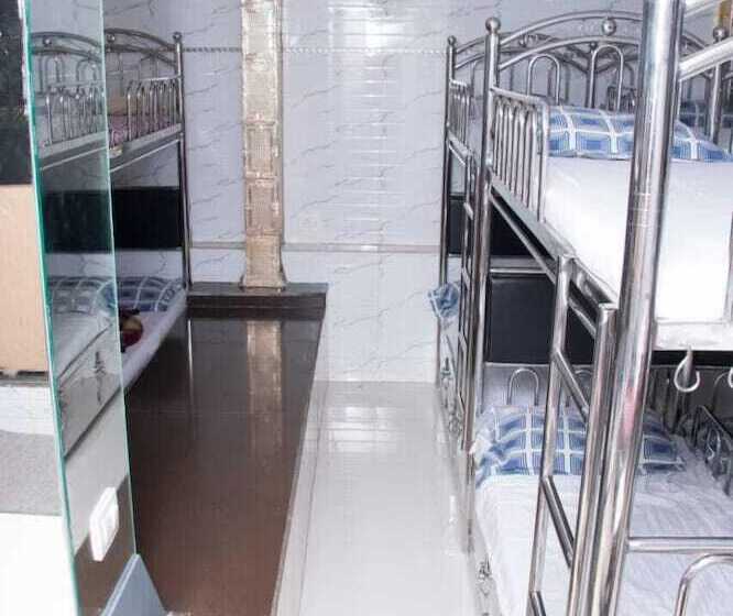 酒店 Popular Palace