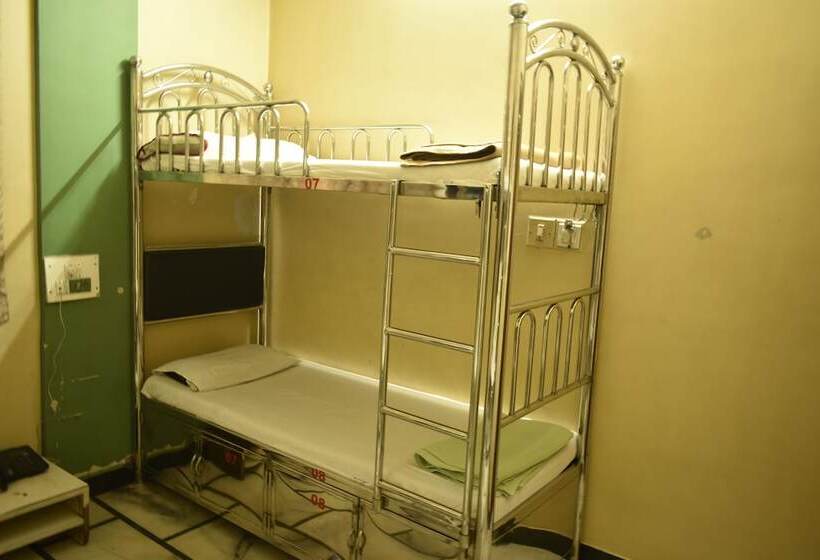 酒店 Popular Palace