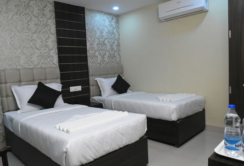 ホテル Sle Residency