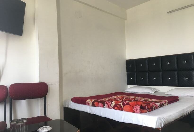 هتل Sunny International