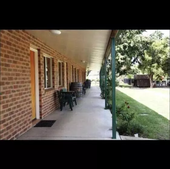 モーテル Condobolin Motor Inn