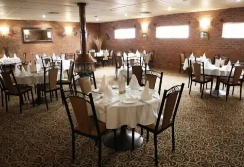 モーテル Condobolin Motor Inn