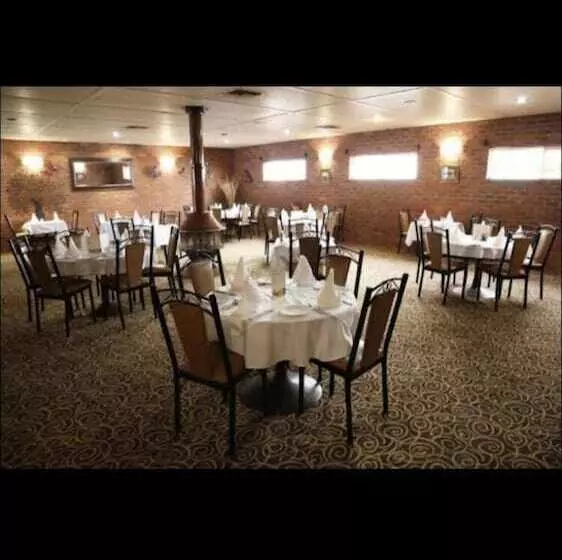 モーテル Condobolin Motor Inn