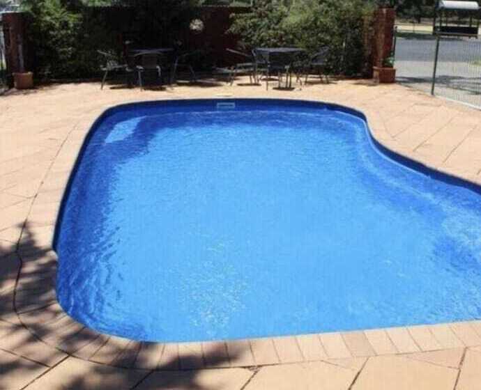 فندق على الطريق Condobolin Motor Inn