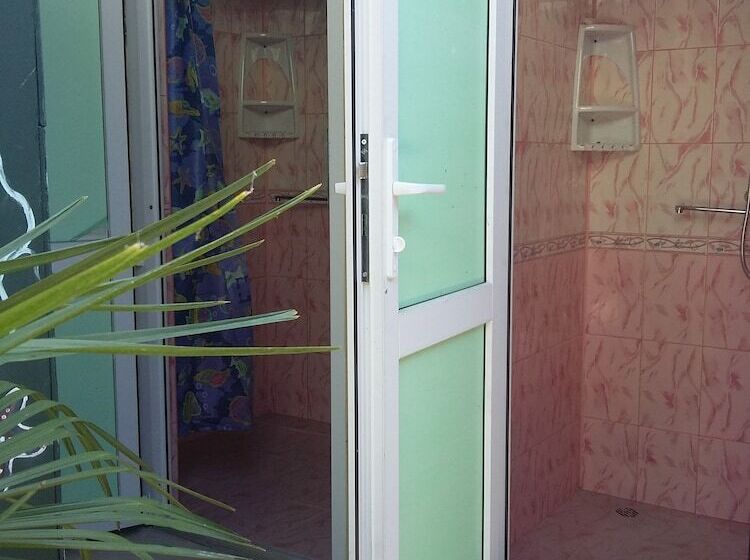 پانسیون Guest House Mishlen