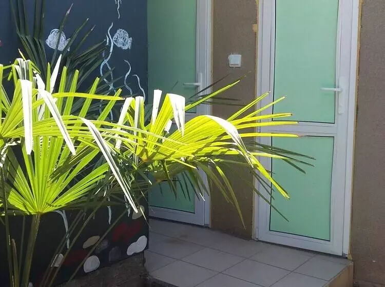 ペンション Guest House Mishlen