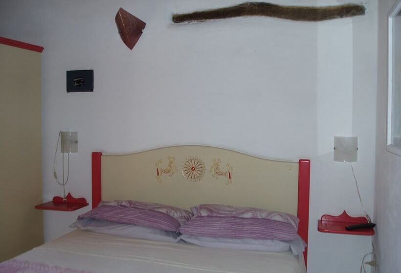 ペンション Sa Domu E Crakeras