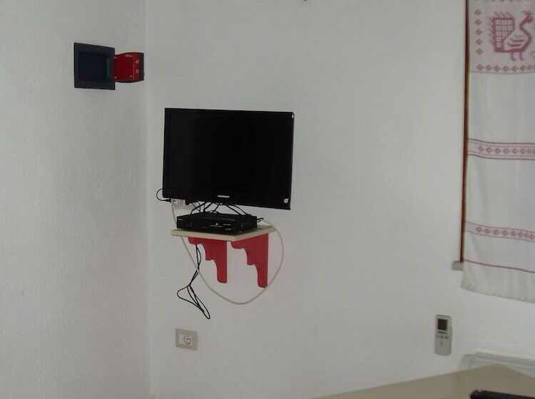 ペンション Sa Domu E Crakeras