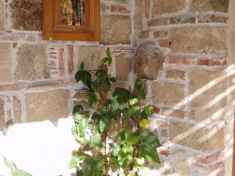 ペンション Sa Domu E Crakeras