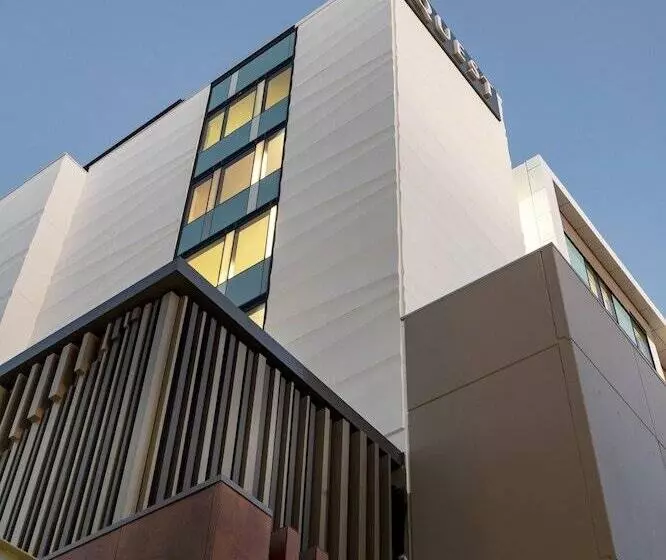 Quest South Perth Foreshore