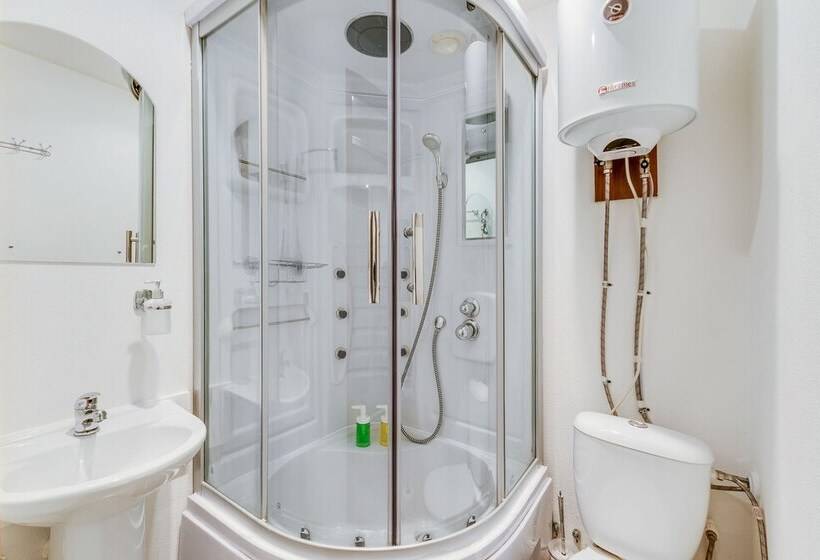 Sokroma Chaikovski Aparts