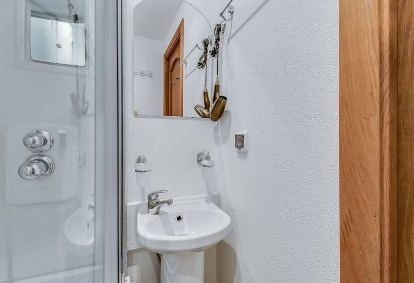 Sokroma Chaikovski Aparts