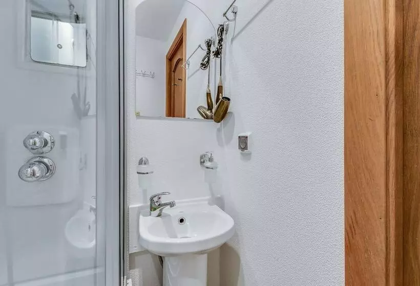 Sokroma Chaikovski Aparts