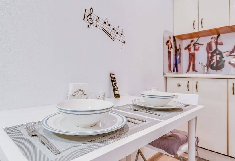 Sokroma Chaikovski Aparts