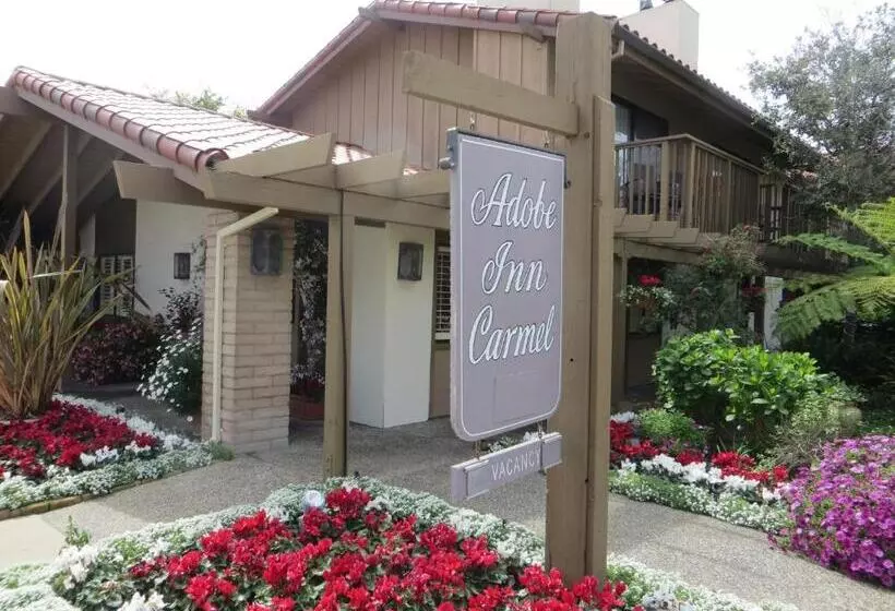 هتل Adobe Inn