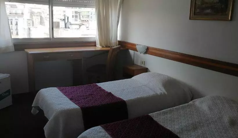 فندق Continental