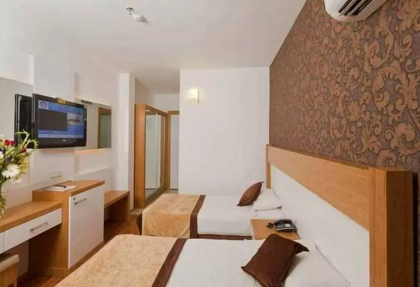 ホテル Eftalia Aytur