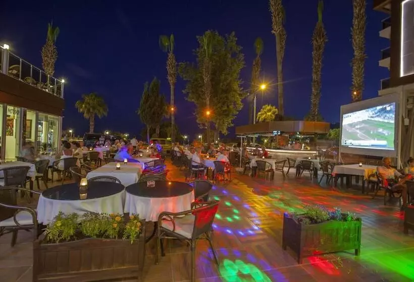 ホテル Eftalia Aytur