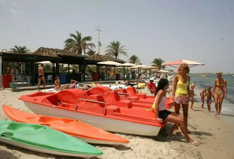 ホテル El Mouradi Skanes