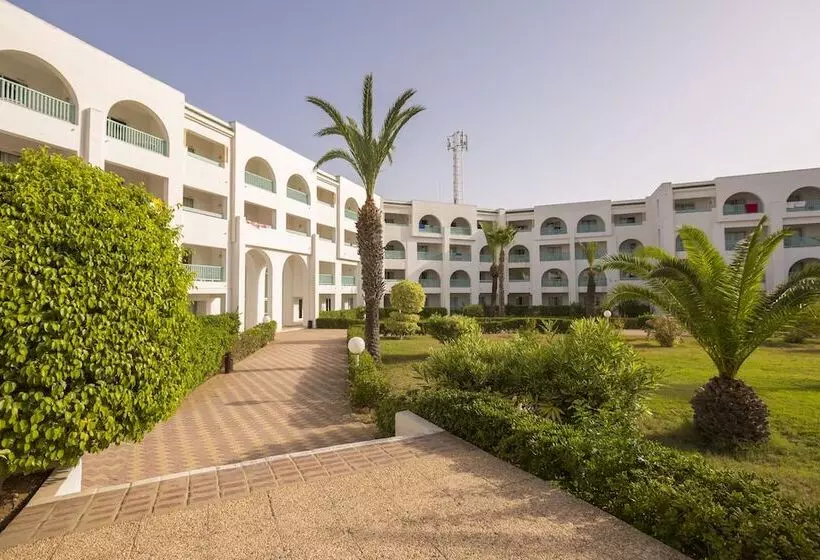 ホテル El Mouradi Skanes