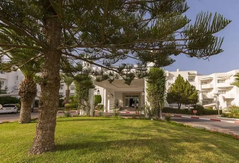 ホテル El Mouradi Skanes