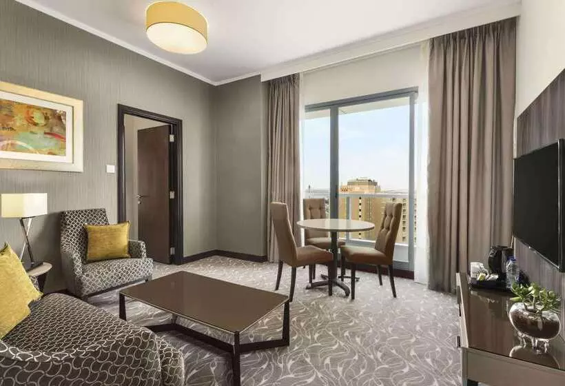 فندق Hawthorn Extended Stay By Wyndham Abu Dhabi City Center