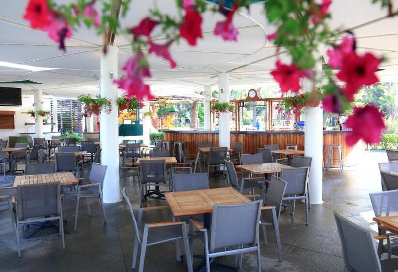 هتل Labranda Alantur