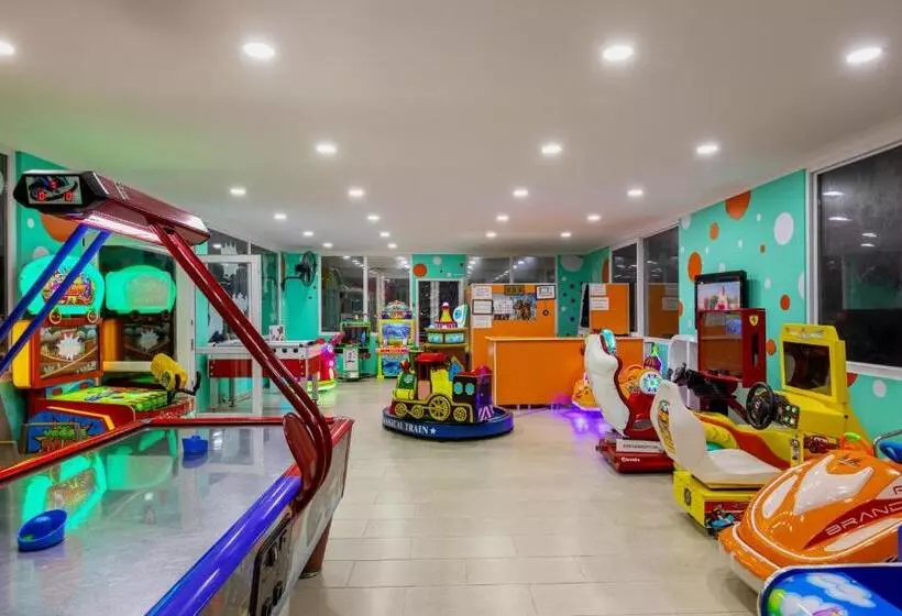 Отель Labranda Alantur