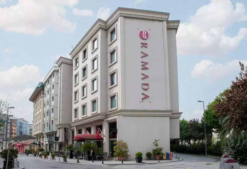 ホテル Ramada Istanbul Grand Bazaar