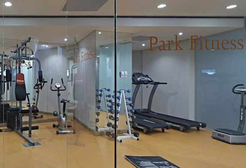 ホテル Ramada Istanbul Grand Bazaar