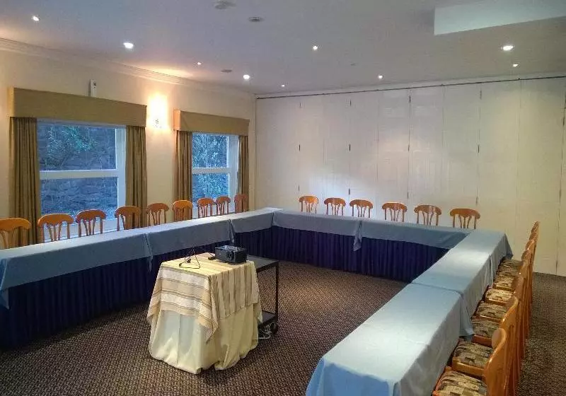 هتل Regency Suites