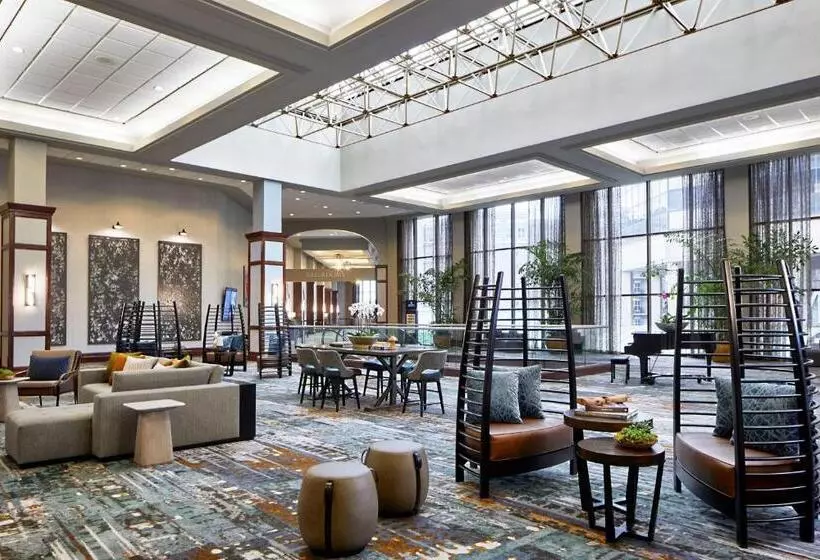 Отель Renaissance Mobile Riverview Plaza