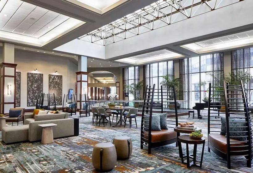 Отель Renaissance Mobile Riverview Plaza