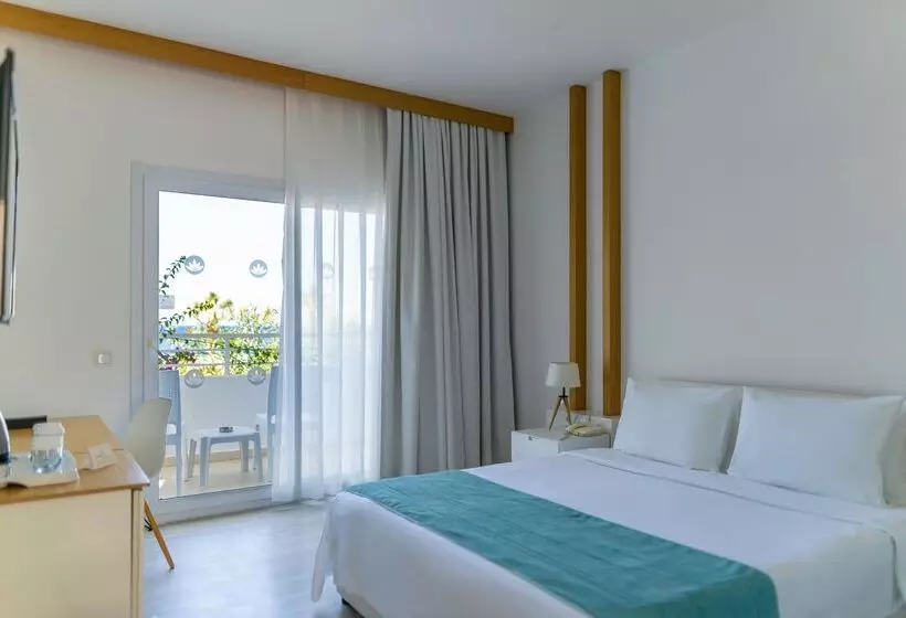 リゾートホテル Labranda Tmt Bodrum