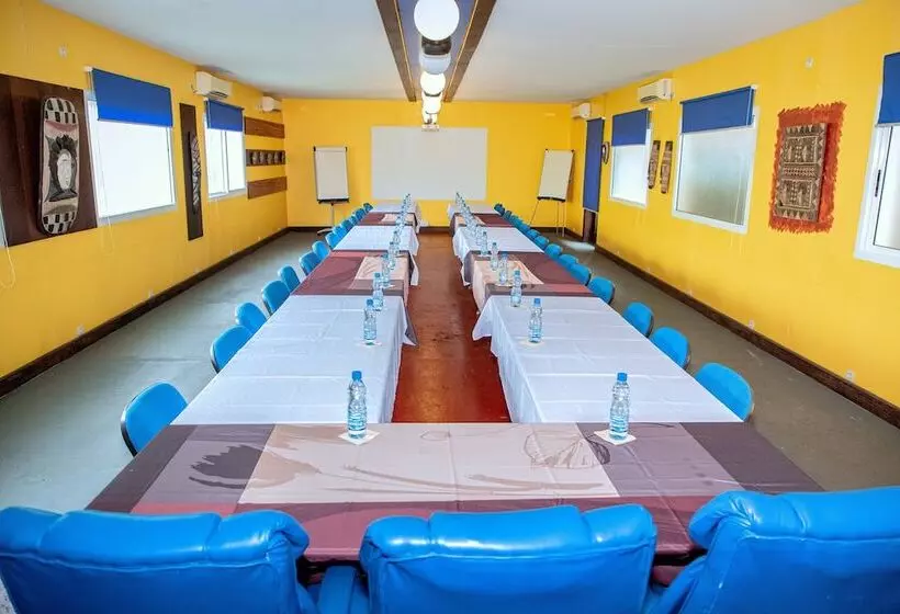 هتل Hôtel Leet Dorian