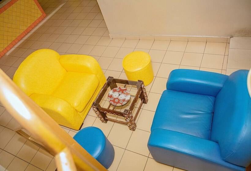 هتل Hôtel Leet Dorian