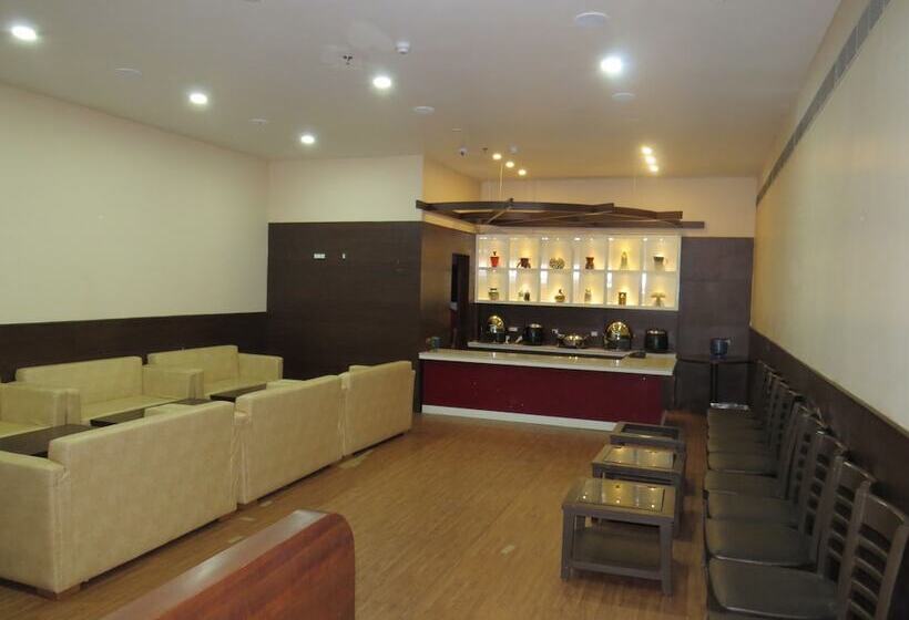 בית מלון כפרי Indus Regency