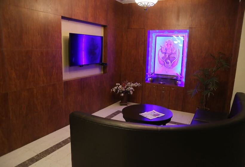 בית מלון כפרי Indus Regency