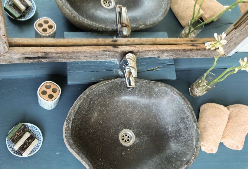 פנסיון Maomeno