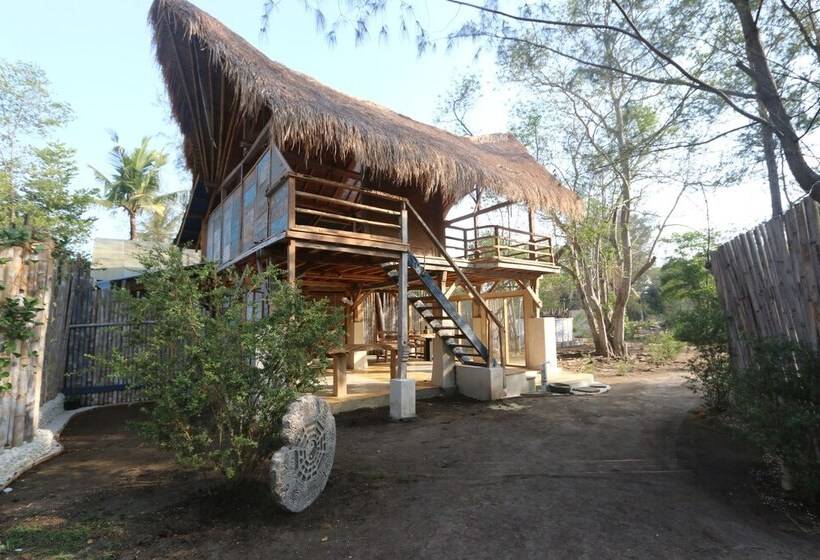 פנסיון Maomeno