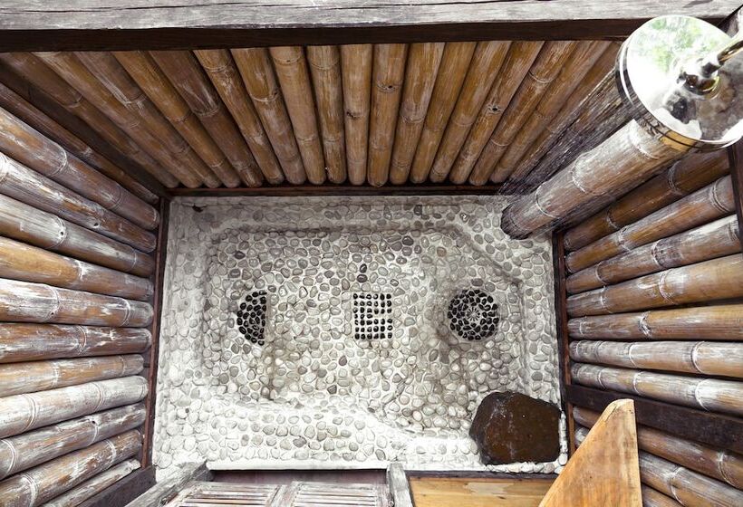 פנסיון Maomeno