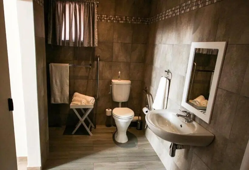 ペンション New Haven Guest House  Ltd