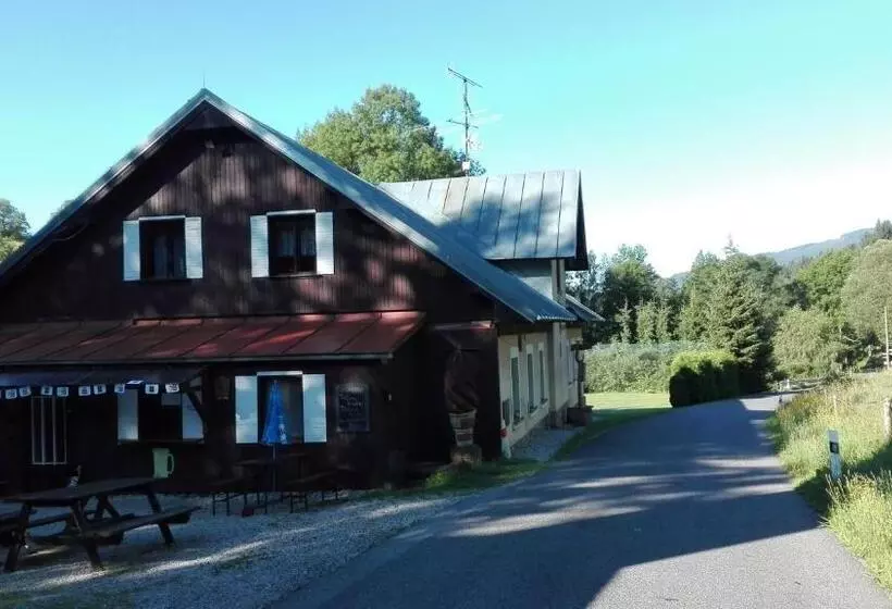 Majatalo Penzion Liberta