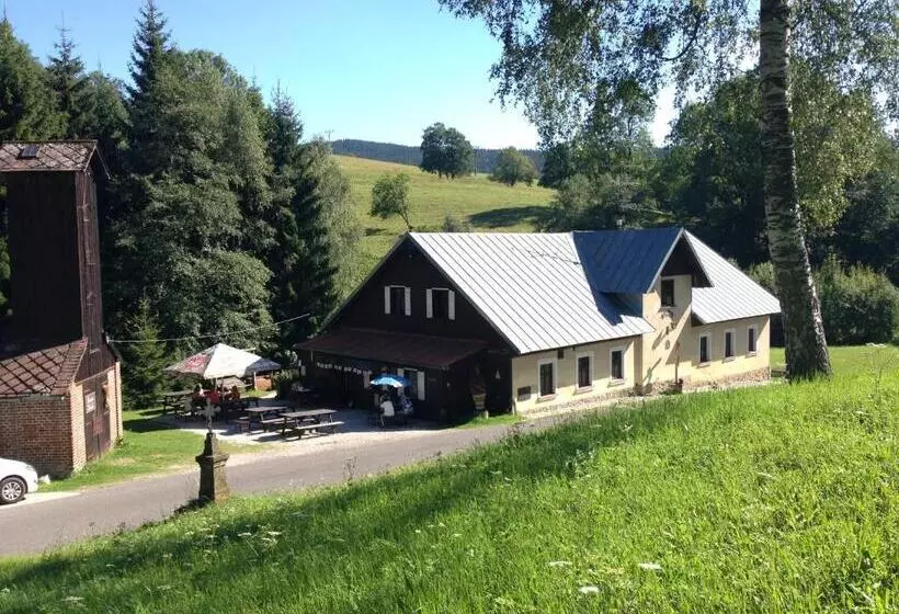 Majatalo Penzion Liberta