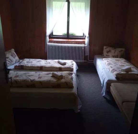 Majatalo Penzion Liberta