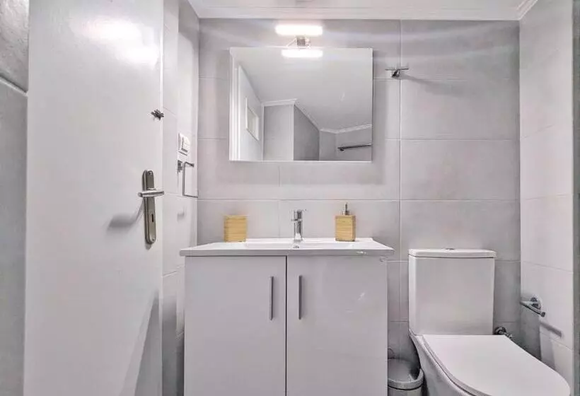 Super Paradise Apartments