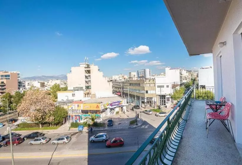 Super Paradise Apartments