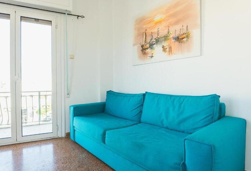 Super Paradise Apartments